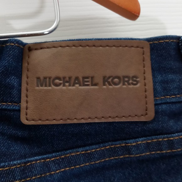 NWT Michael Kors Men's Parker Dark Denim Jeans in Size 38W/ 32 L - Picture 5 of 7